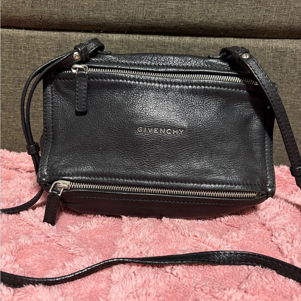 Givenchy Mini Pandora